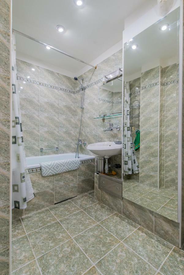 Chic And Spacious Apartment In Central Sofia - Patriarh Evtimiy By Flat Mаnager Esterno foto